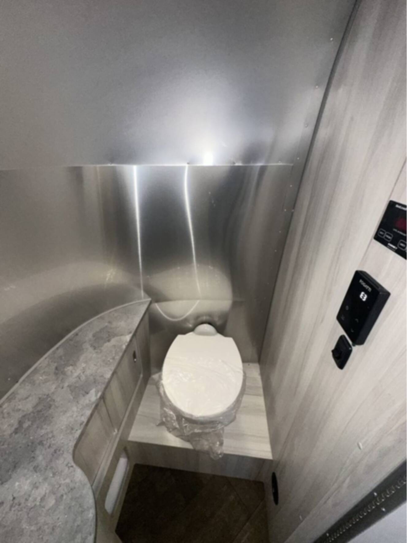 A photo of this 2026 Airstream 23FBQ