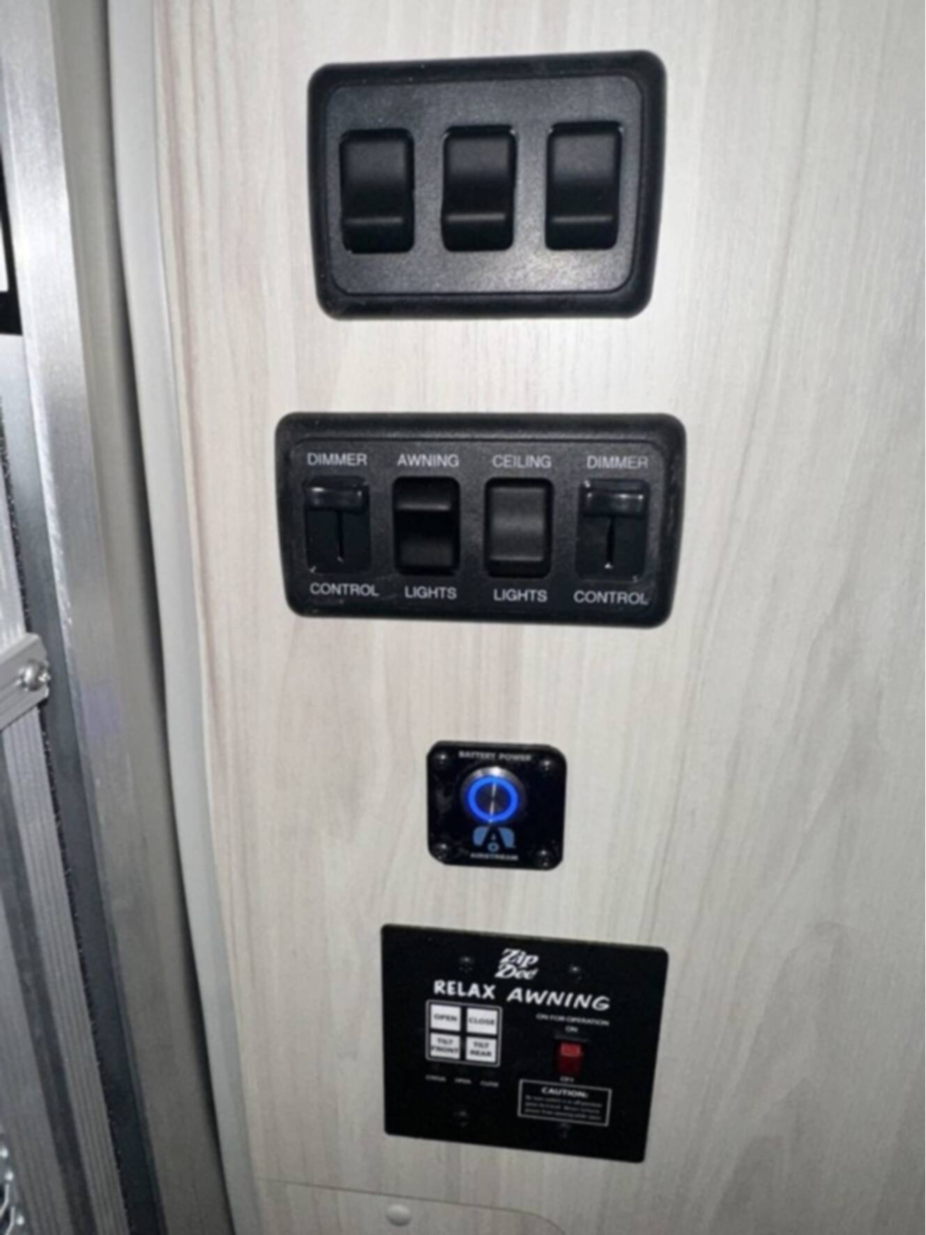 A photo of this 2026 Airstream 23FBQ