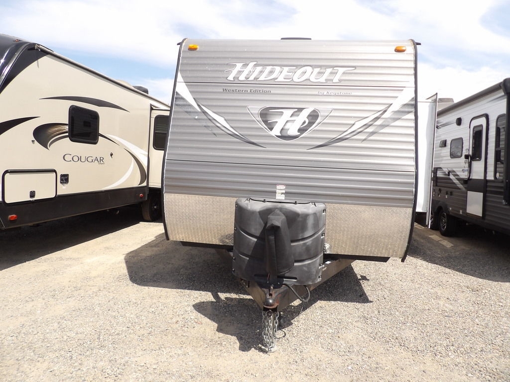 2015 Keystone Hideout 26BHSWE in los banos