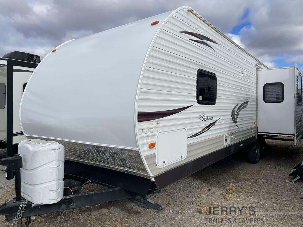 2013 Coachmen CATALINA DELUXE EDITION 31RLS in norfolk NE