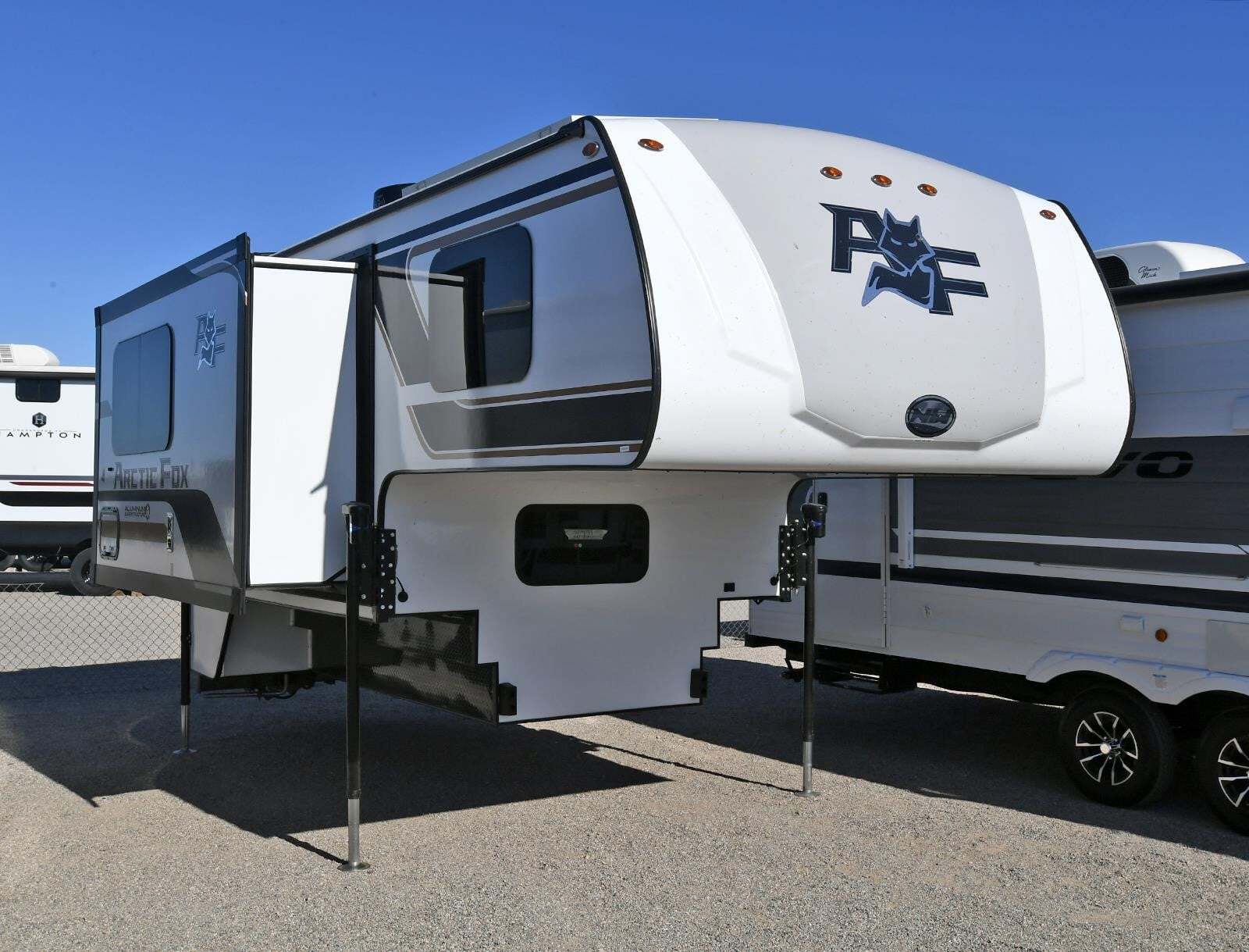 2027 Northwood ARCTIC FOX 990 in yuma AZ