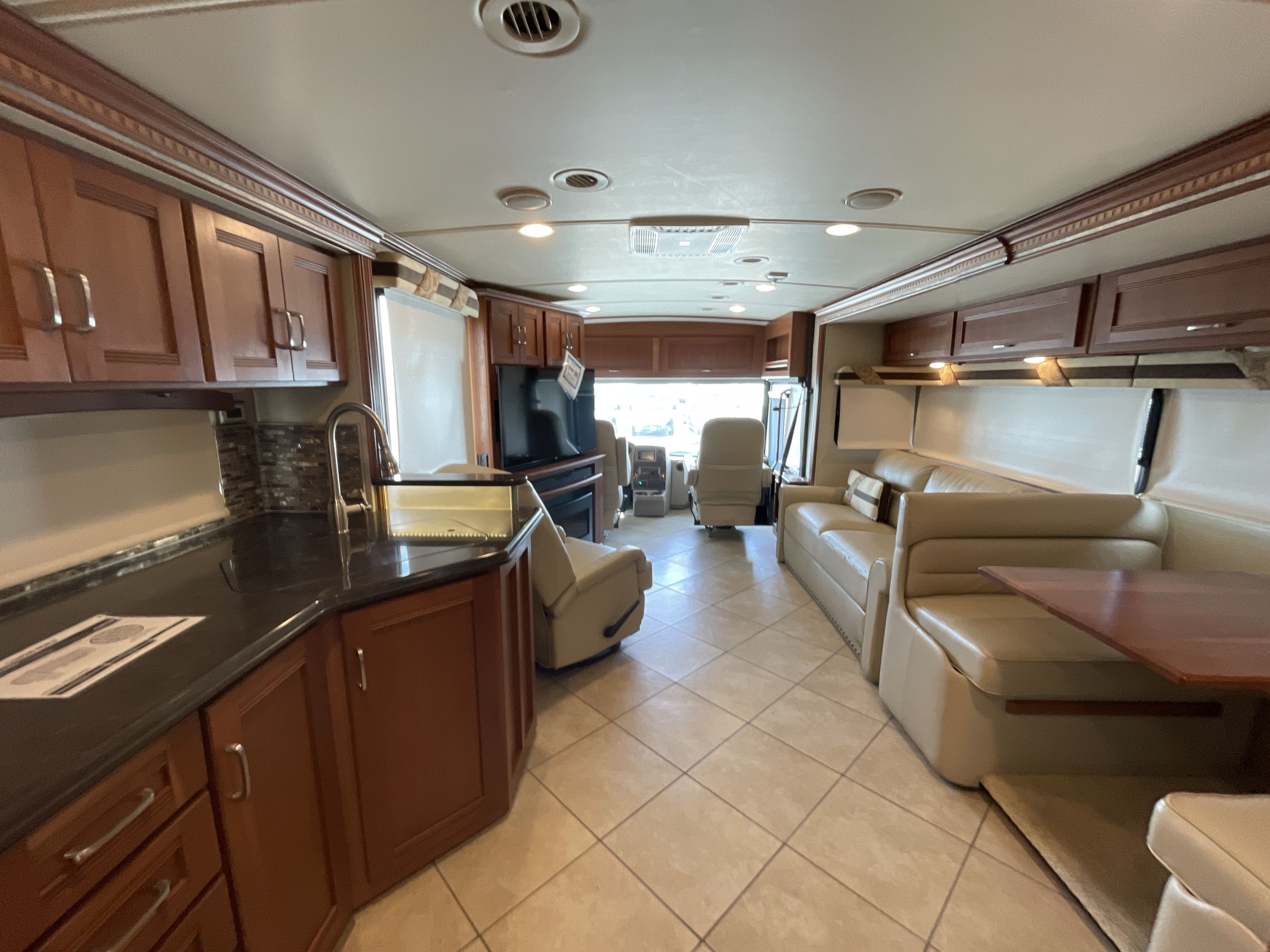2016 Winnebago SOLEI 36G in alvarado TX