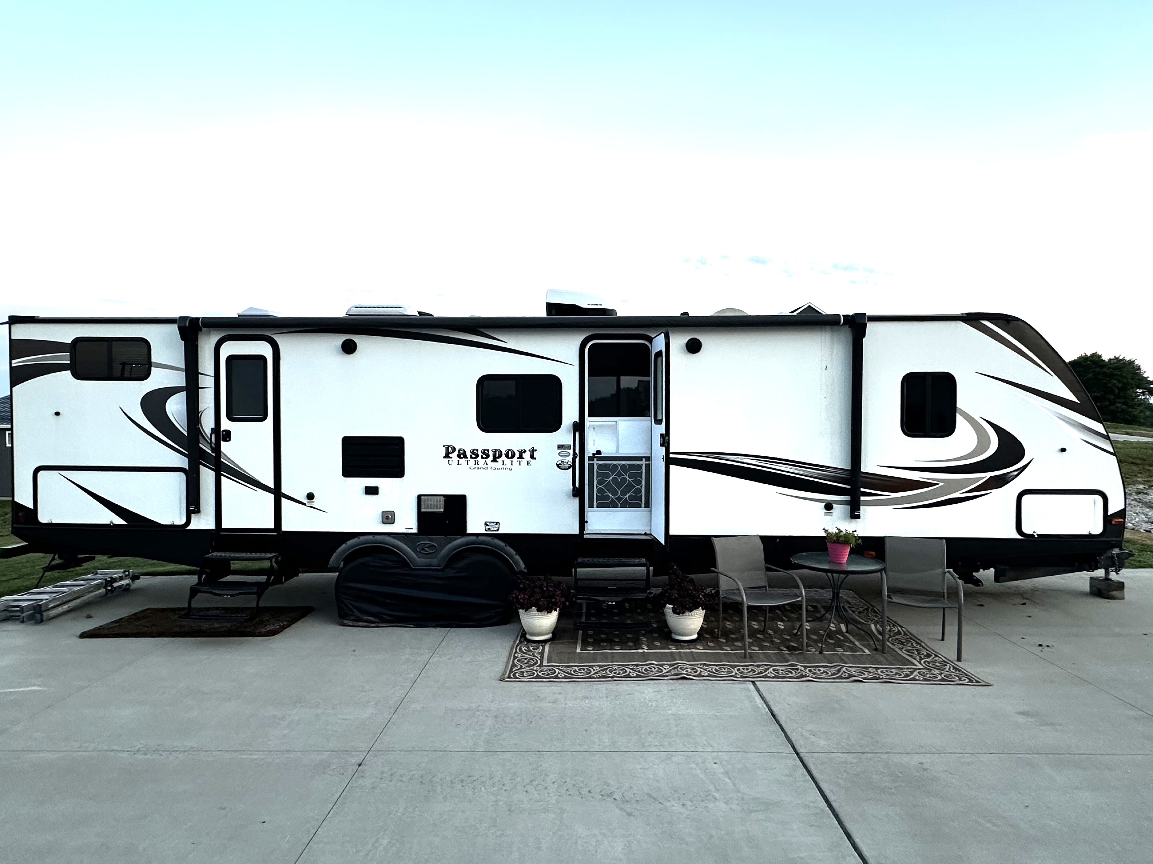 2019 Keystone PASSPORT GRAND TOURING 3350BH RV