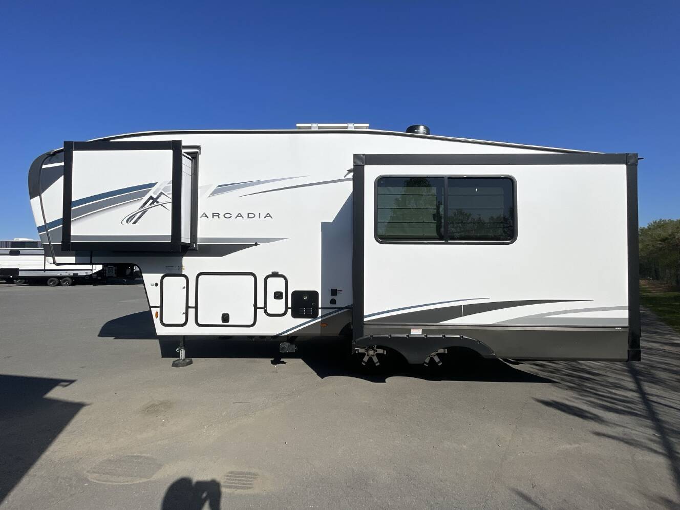 A photo of this 2024 Keystone ARCADIA SUPER LITE 246SLRK