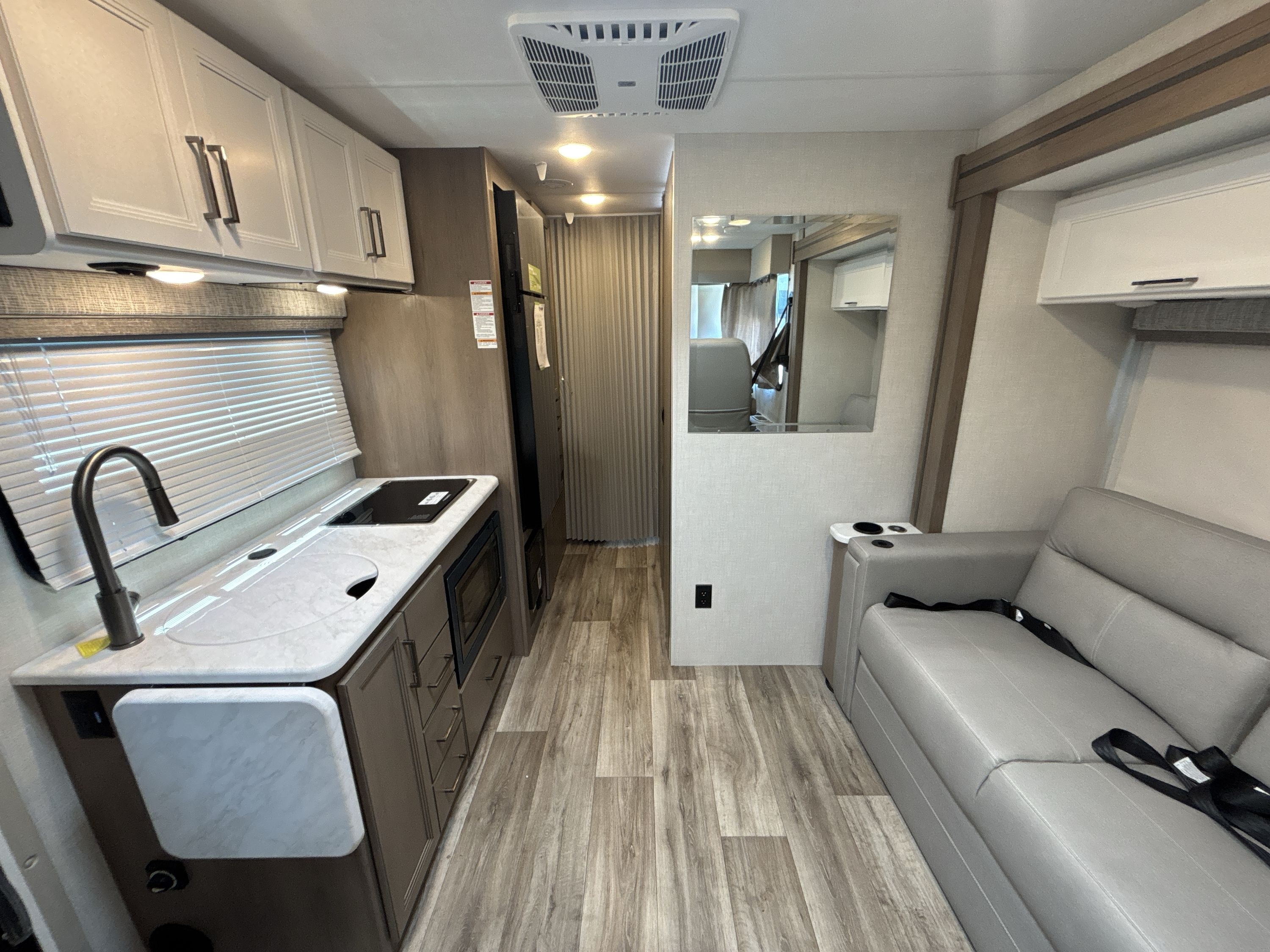 2027 Thor FREEDOM TRAVELER A24 in council bluffs IA