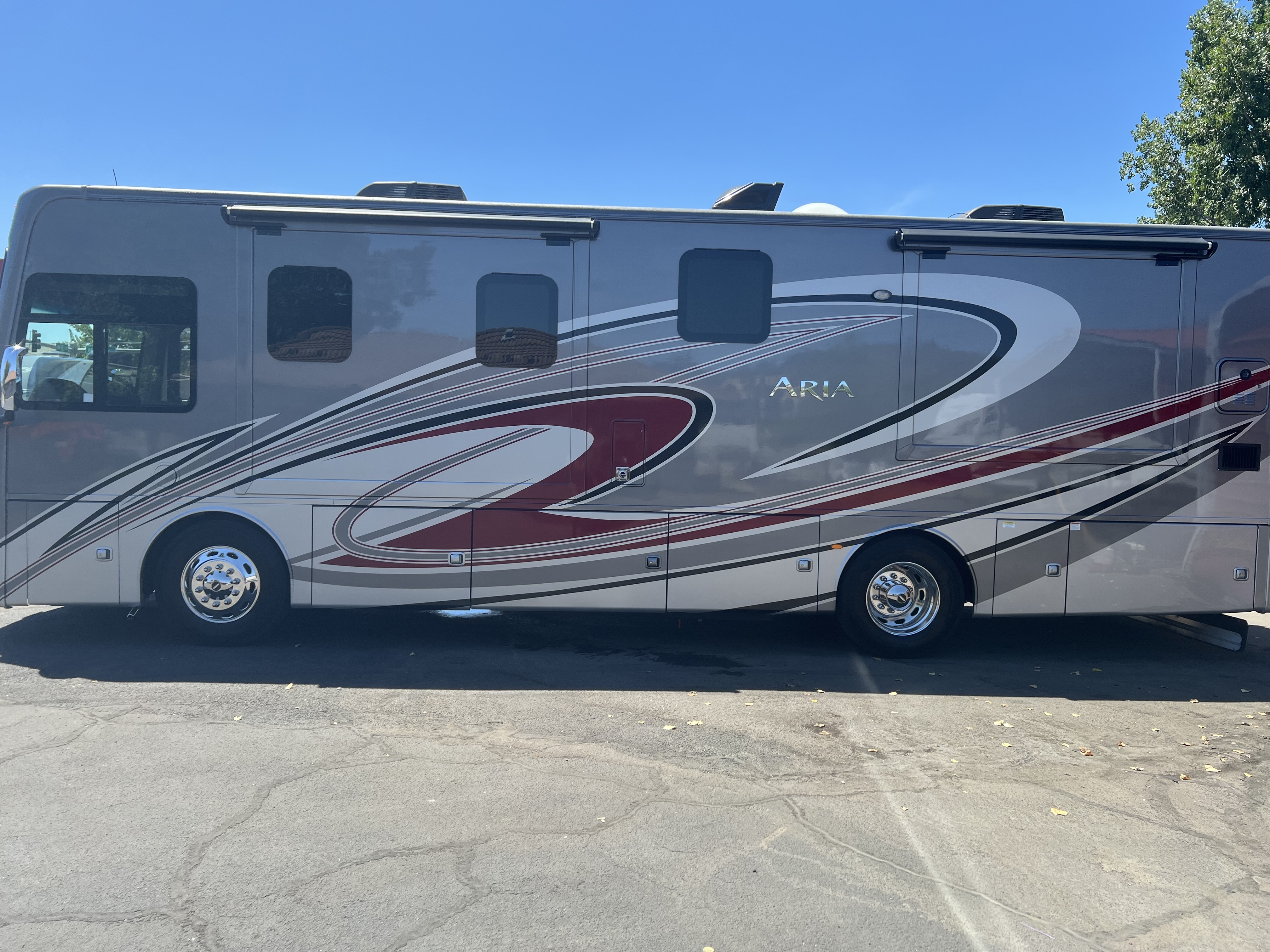 2022 Thor Motor Coach ARIA 3401 RV