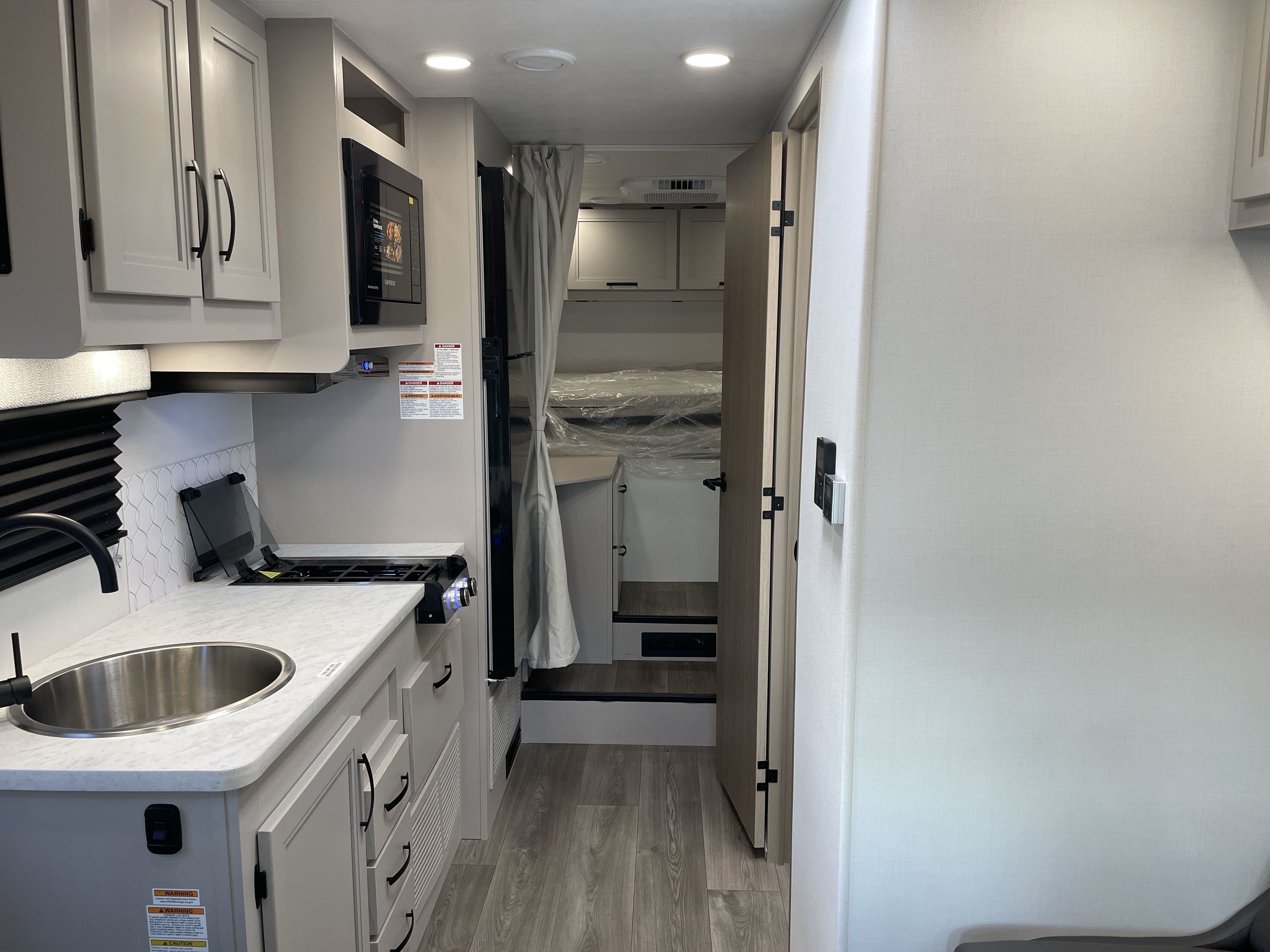 2027 Jayco REDHAWK SE 22TF in anderson CA