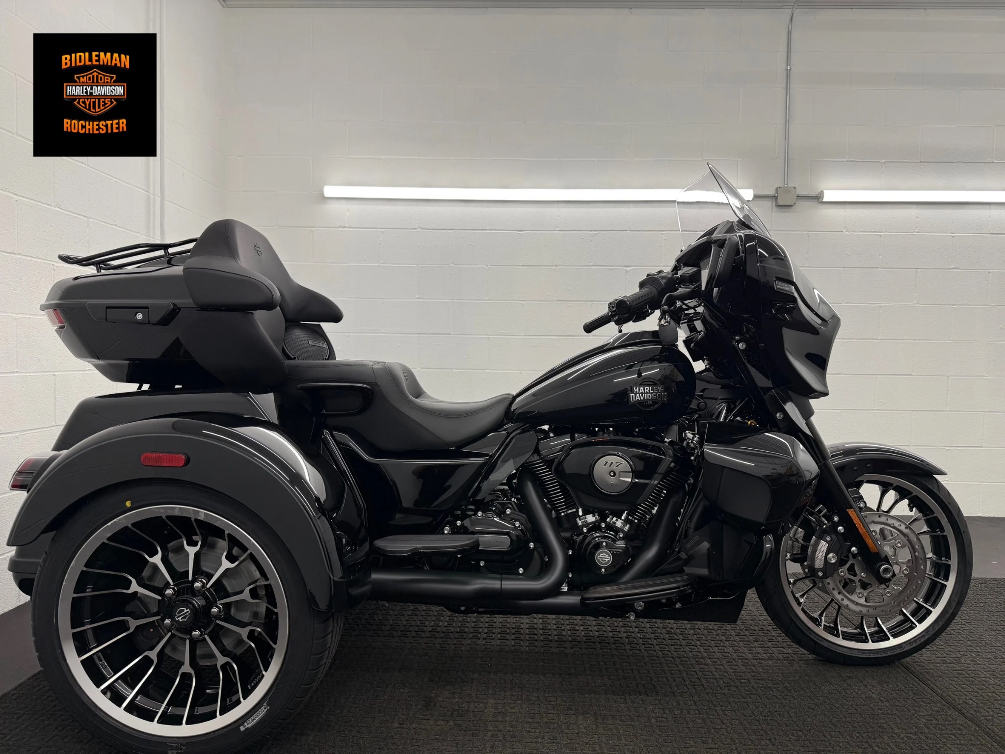 2026 Harley-Davidson Street Glide® 3 Limited LIMITED in Rochester, NY
