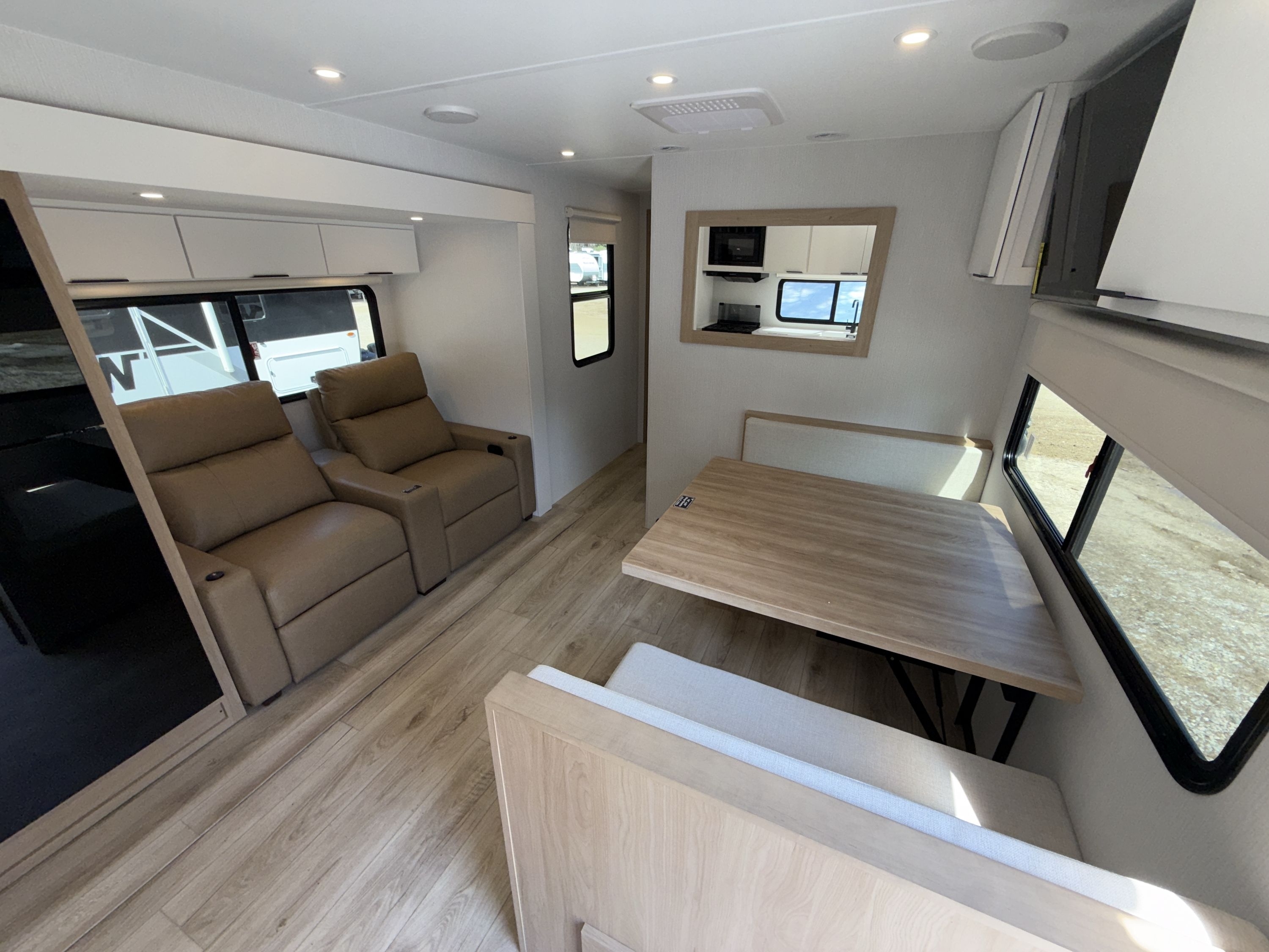 2026 Winnebago THRIVE 24RKS in center conway NH