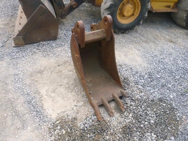 CATERPILLAR Attachment in Manheim, PA