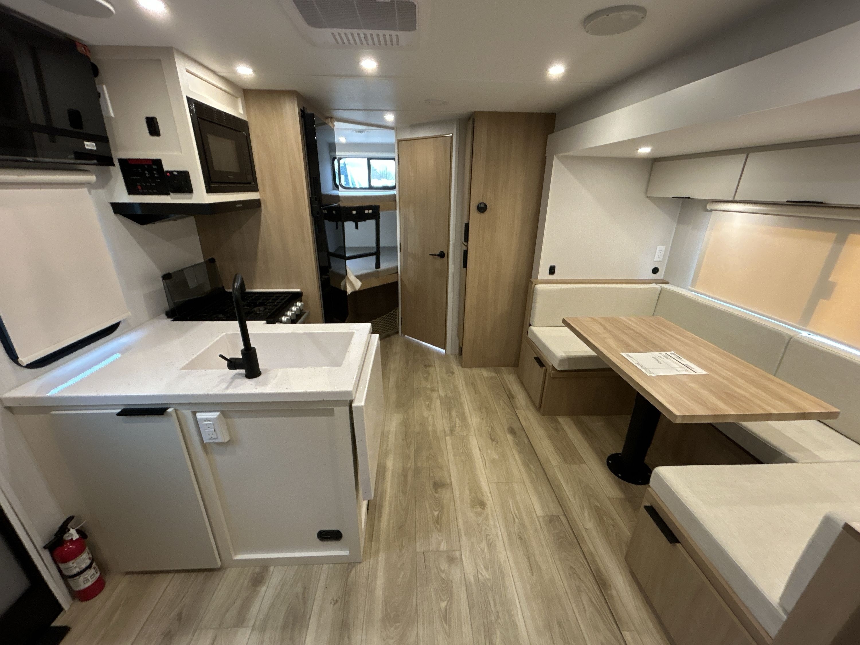 2026 Winnebago THRIVE 22MBH in kodak TN