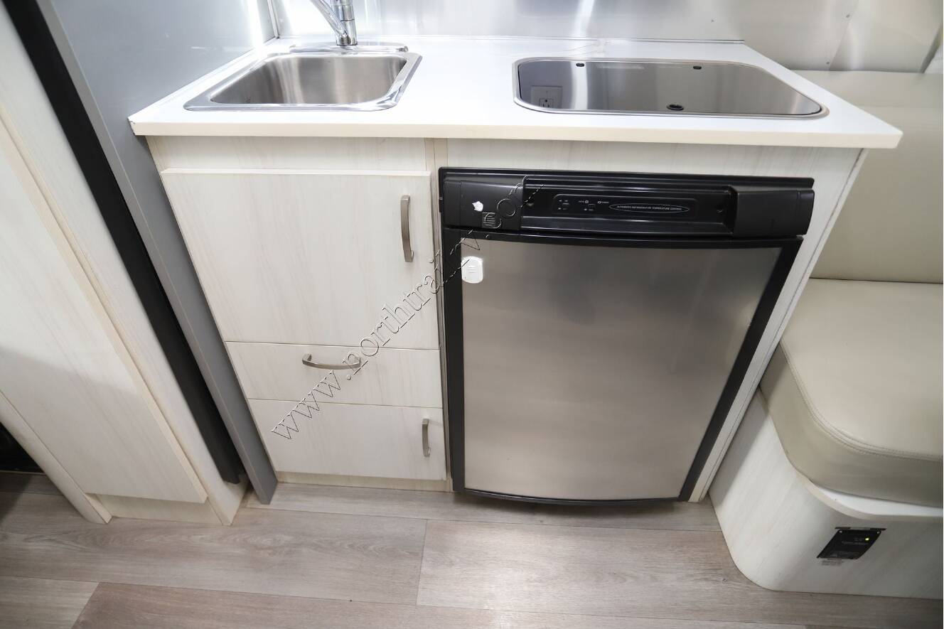A photo of this 2017 Airstream Sport 16