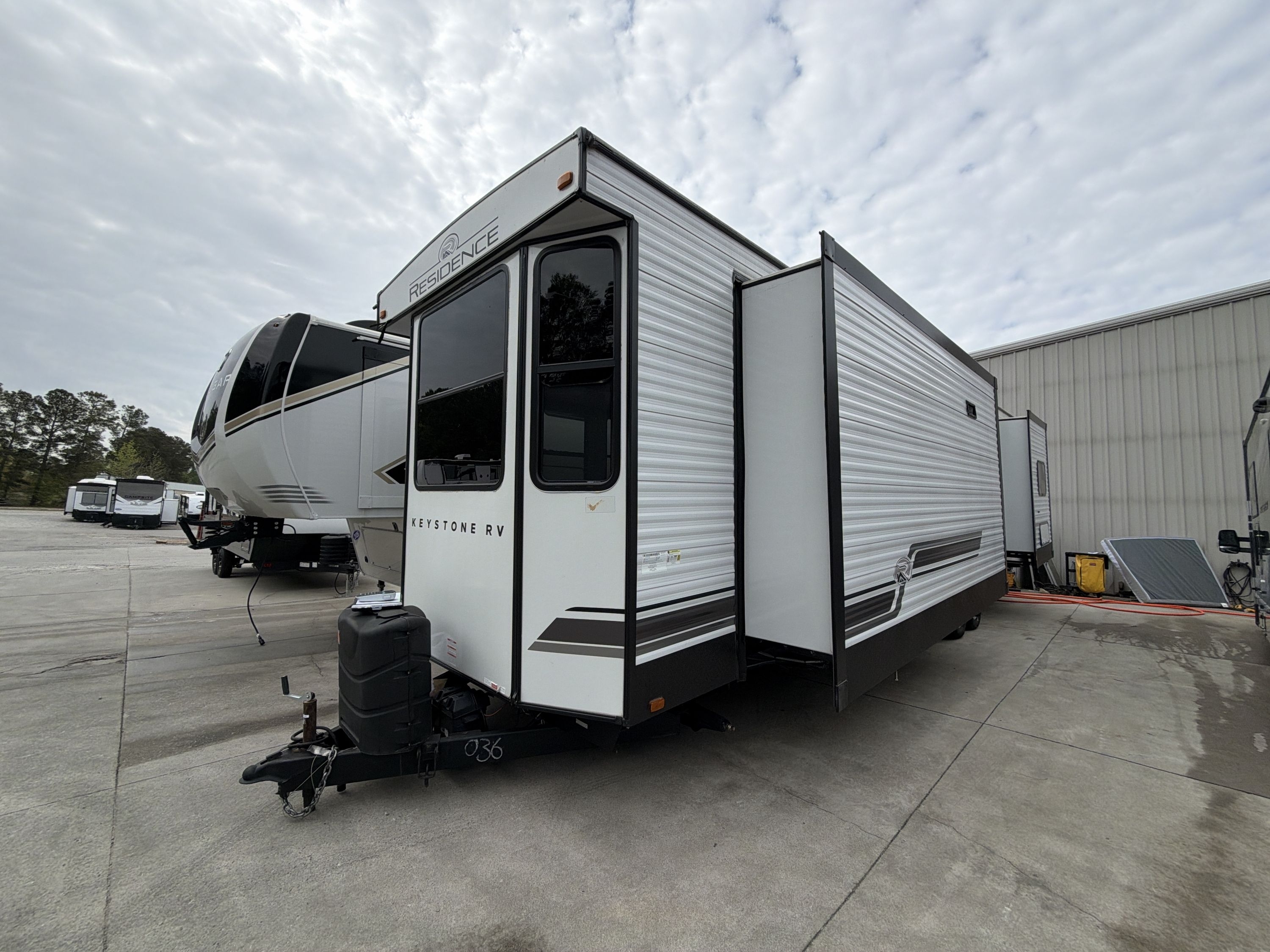 2023 Keystone RESIDENCE 401MKTS RV