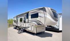 2018 Jayco PINNACLE 38FLWS RV