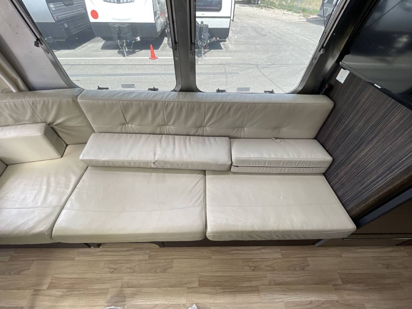 A photo of this 2014 Airstream INTERNATIONAL SERENITY 25FB