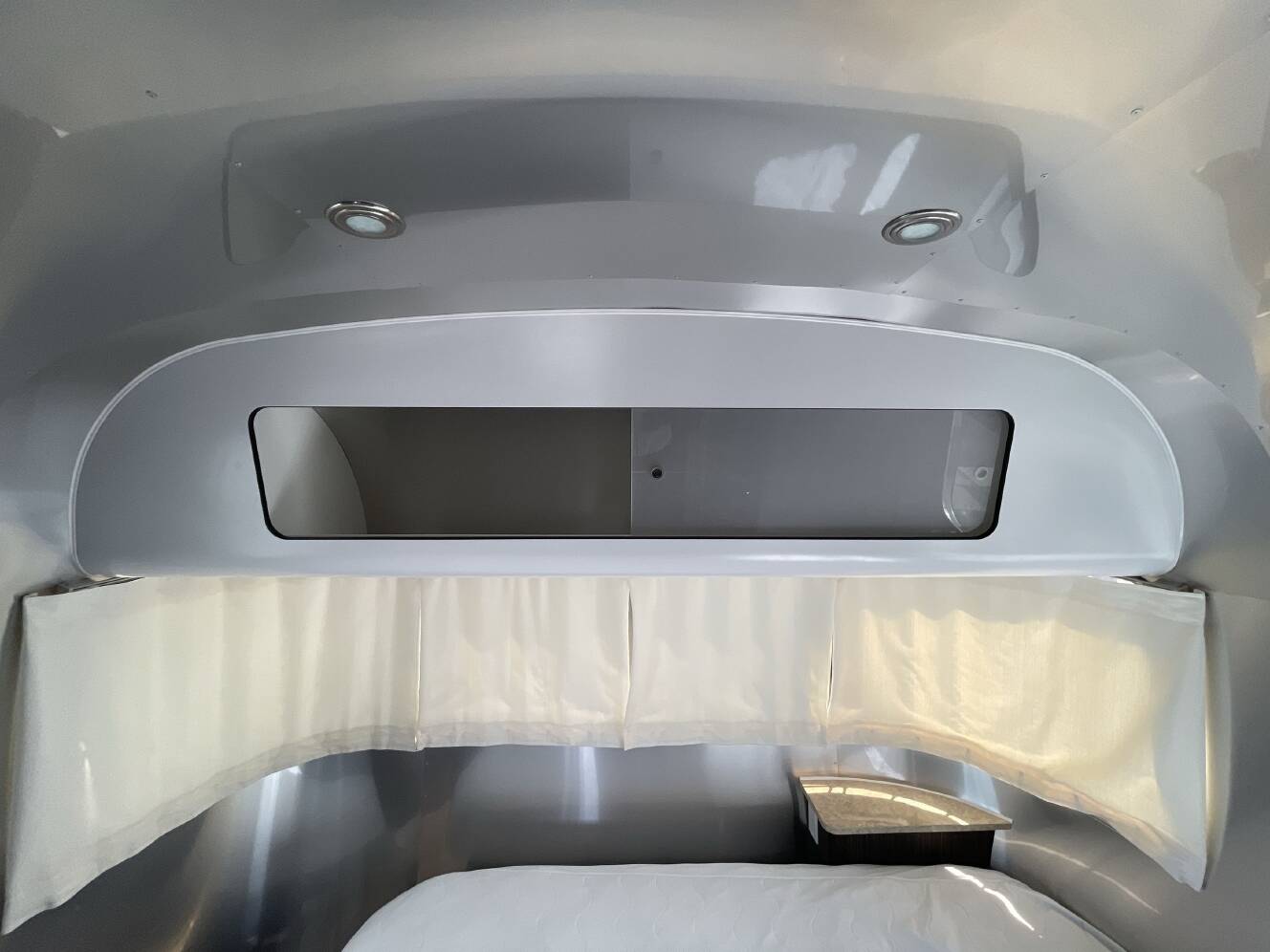 A photo of this 2014 Airstream INTERNATIONAL SERENITY 25FB