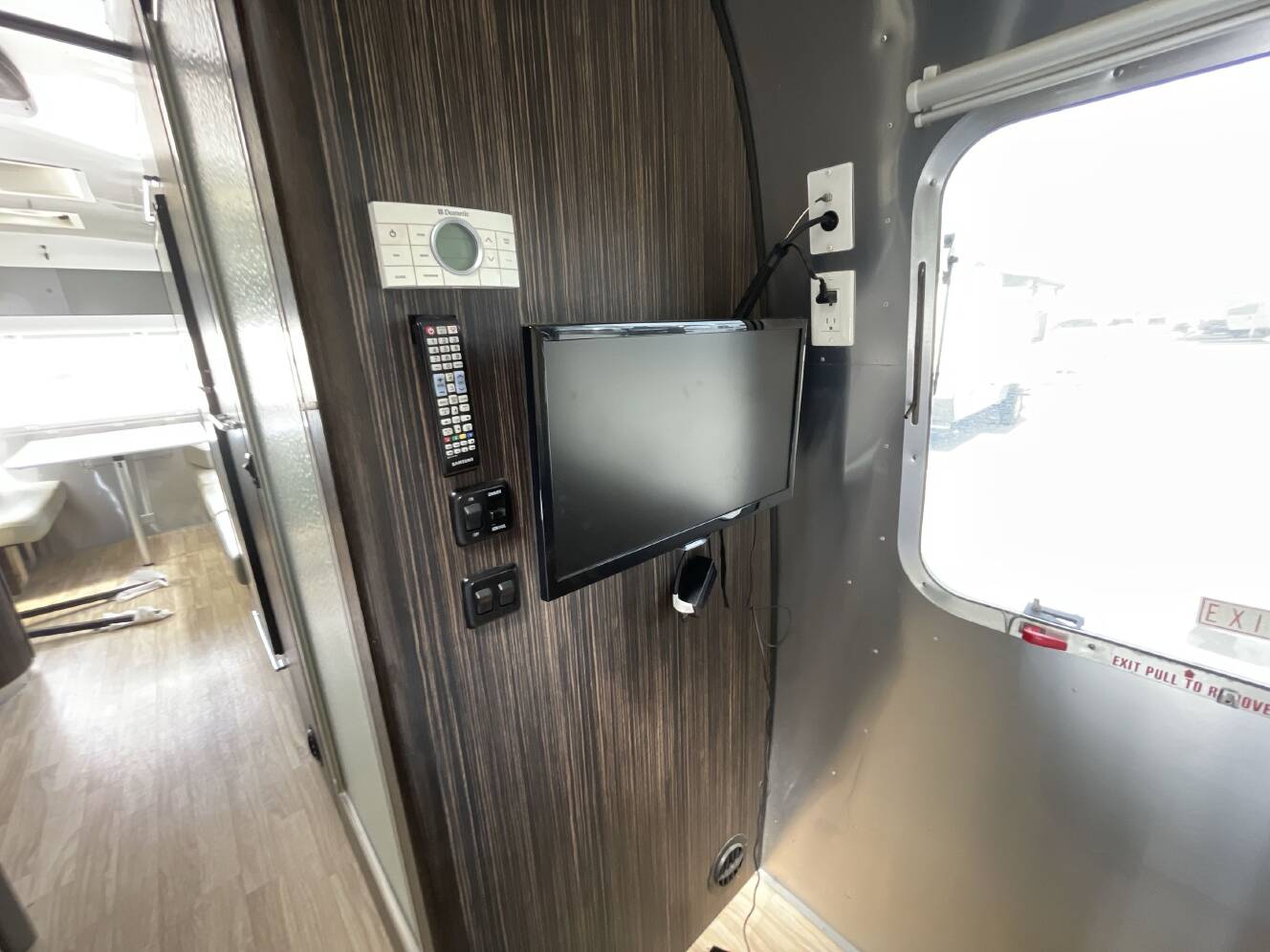 A photo of this 2014 Airstream INTERNATIONAL SERENITY 25FB