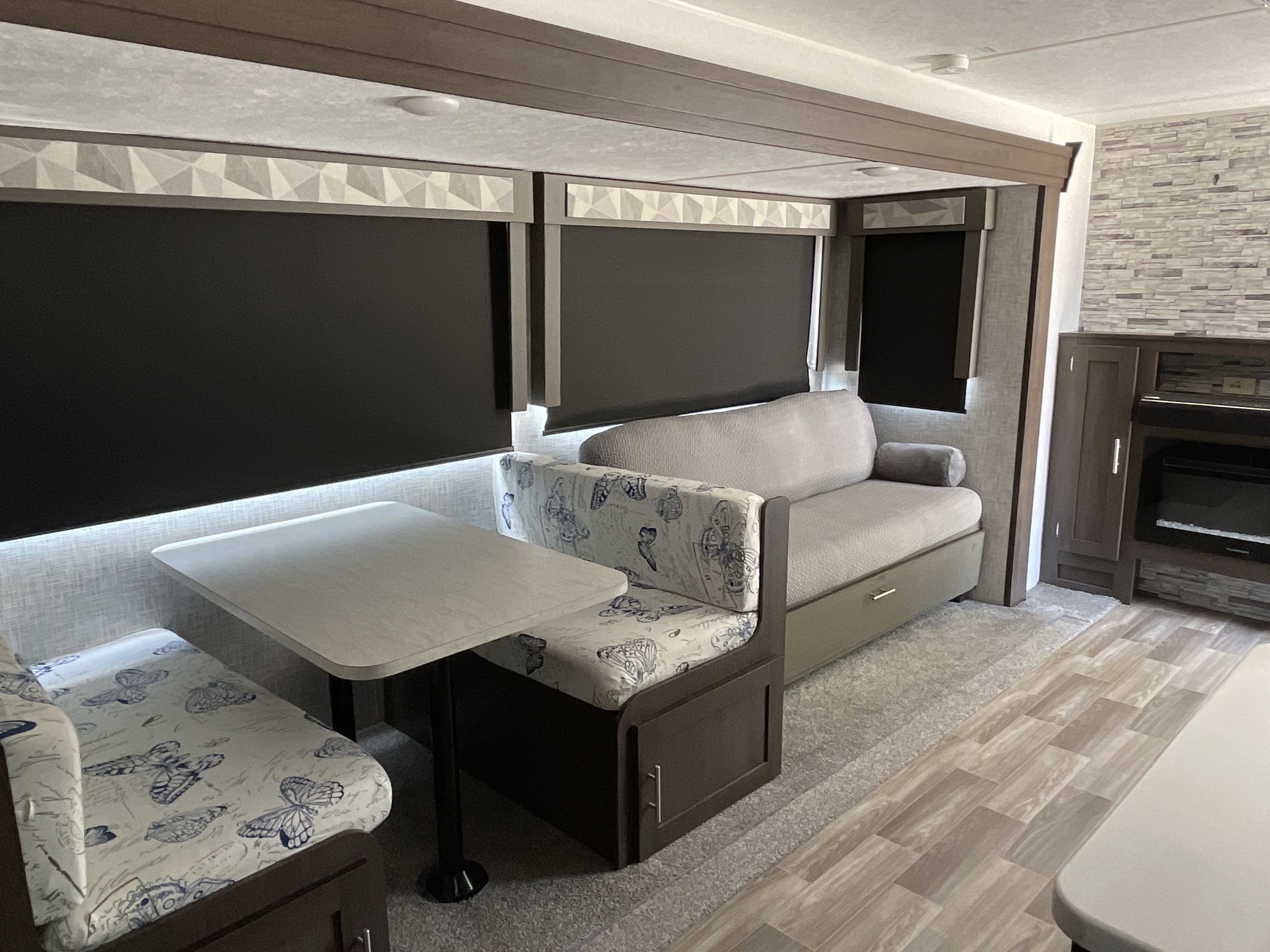 2019 Forest River WILDWOOD 27RKS in kissimmee FL