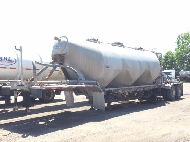 2005 TRAIL KING Trailer in Gary, IN