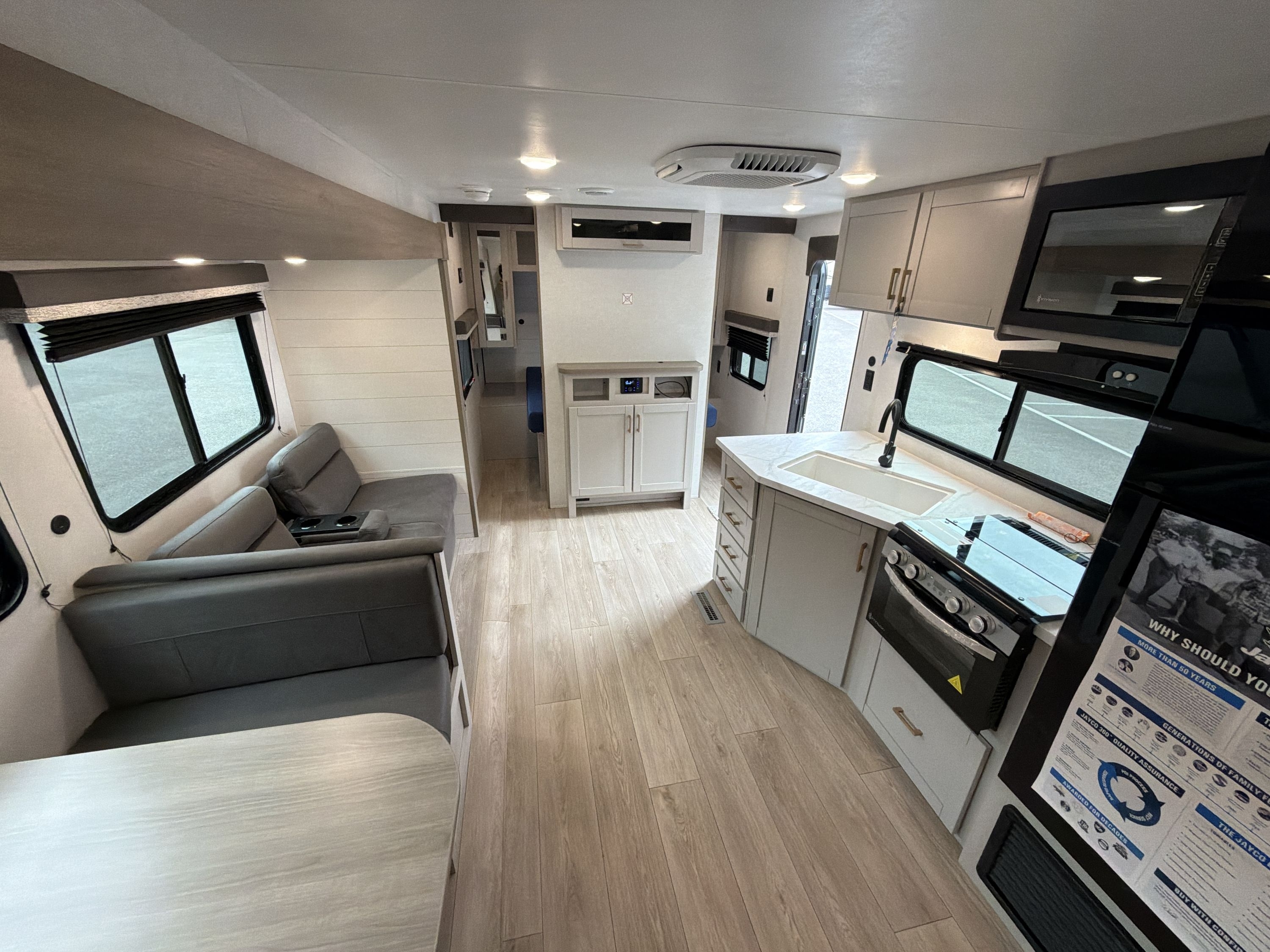 2027 Jayco JAY FLIGHT 261BHSW in silverdale WA