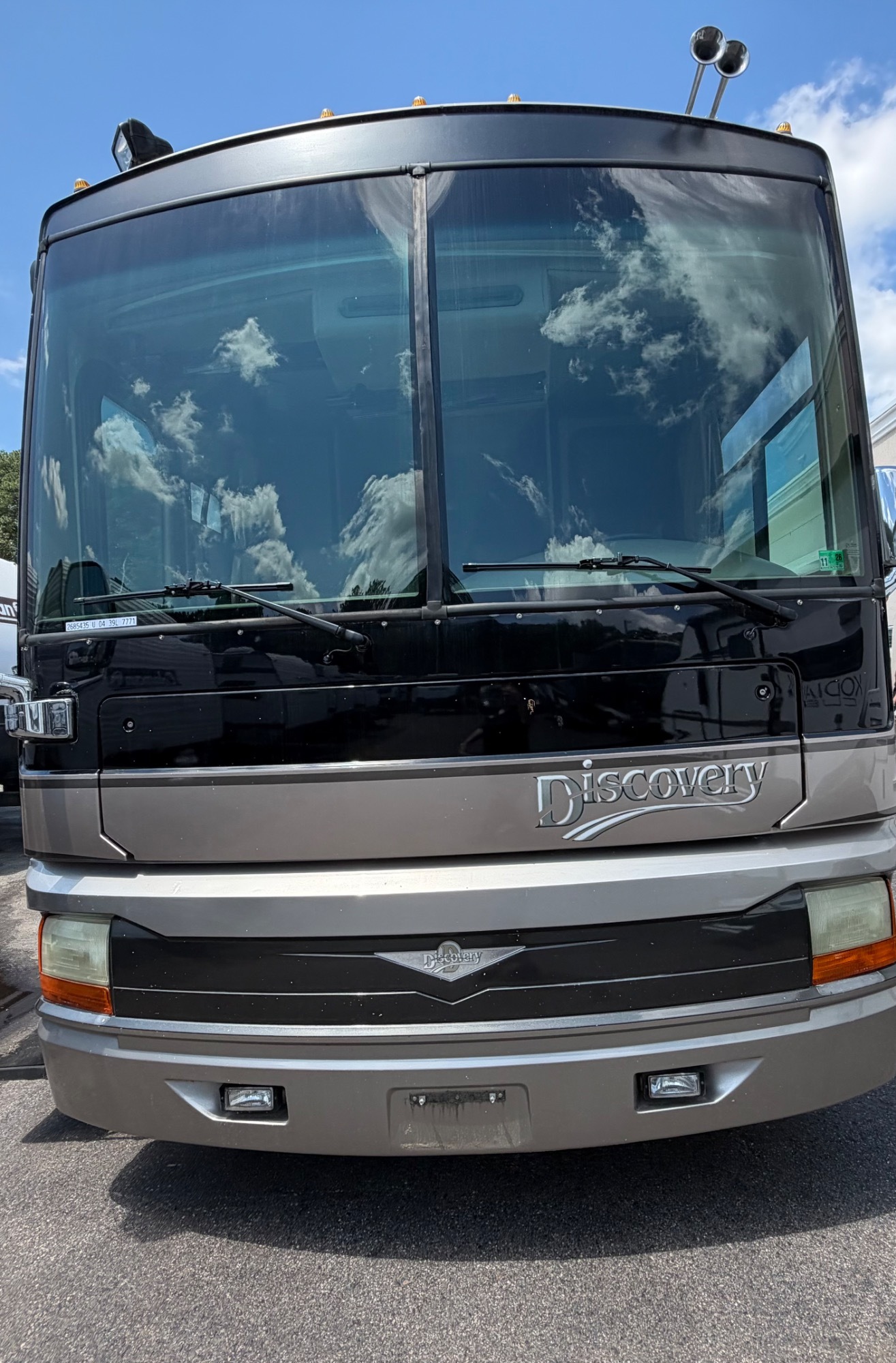 2004 Fleetwood DISCOVERY 39L in newport news VA