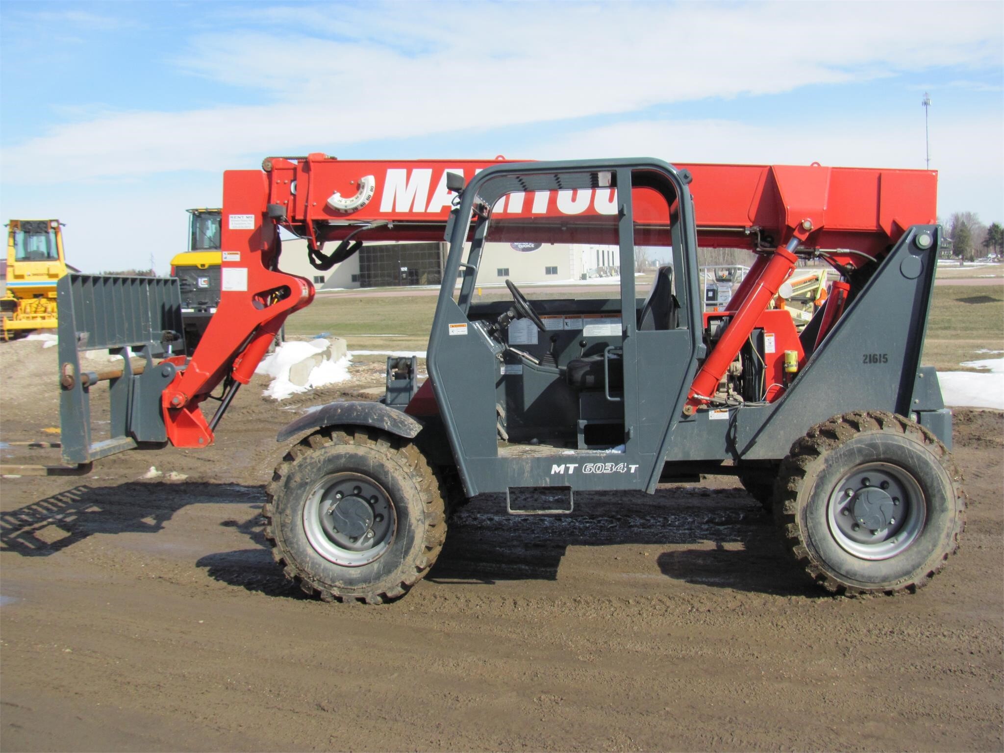 2013 MANITOU MT6034 in Vermillion, ME