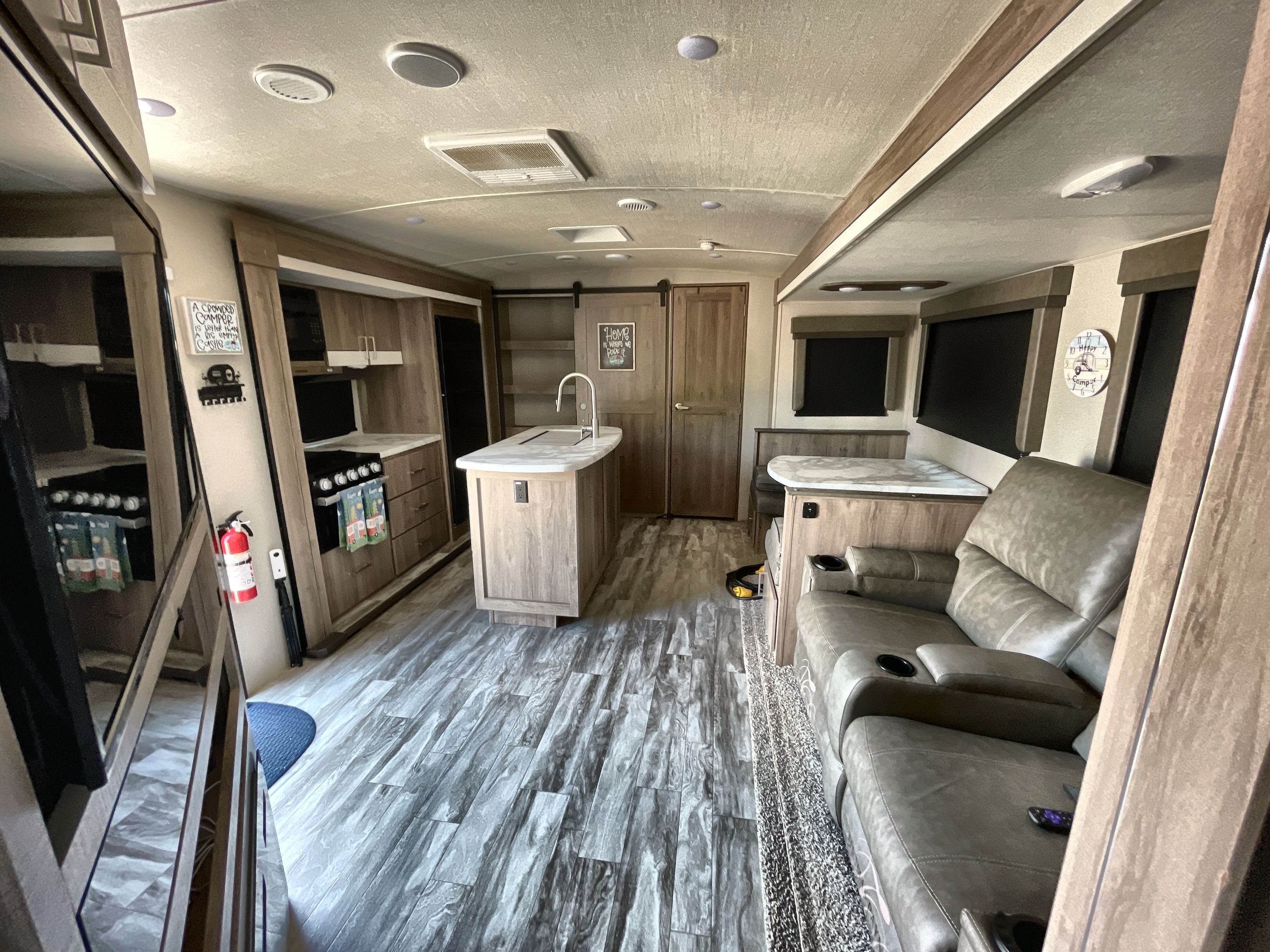 2022 Grand Design IMAGINE 3250BH in hendersonville NC
