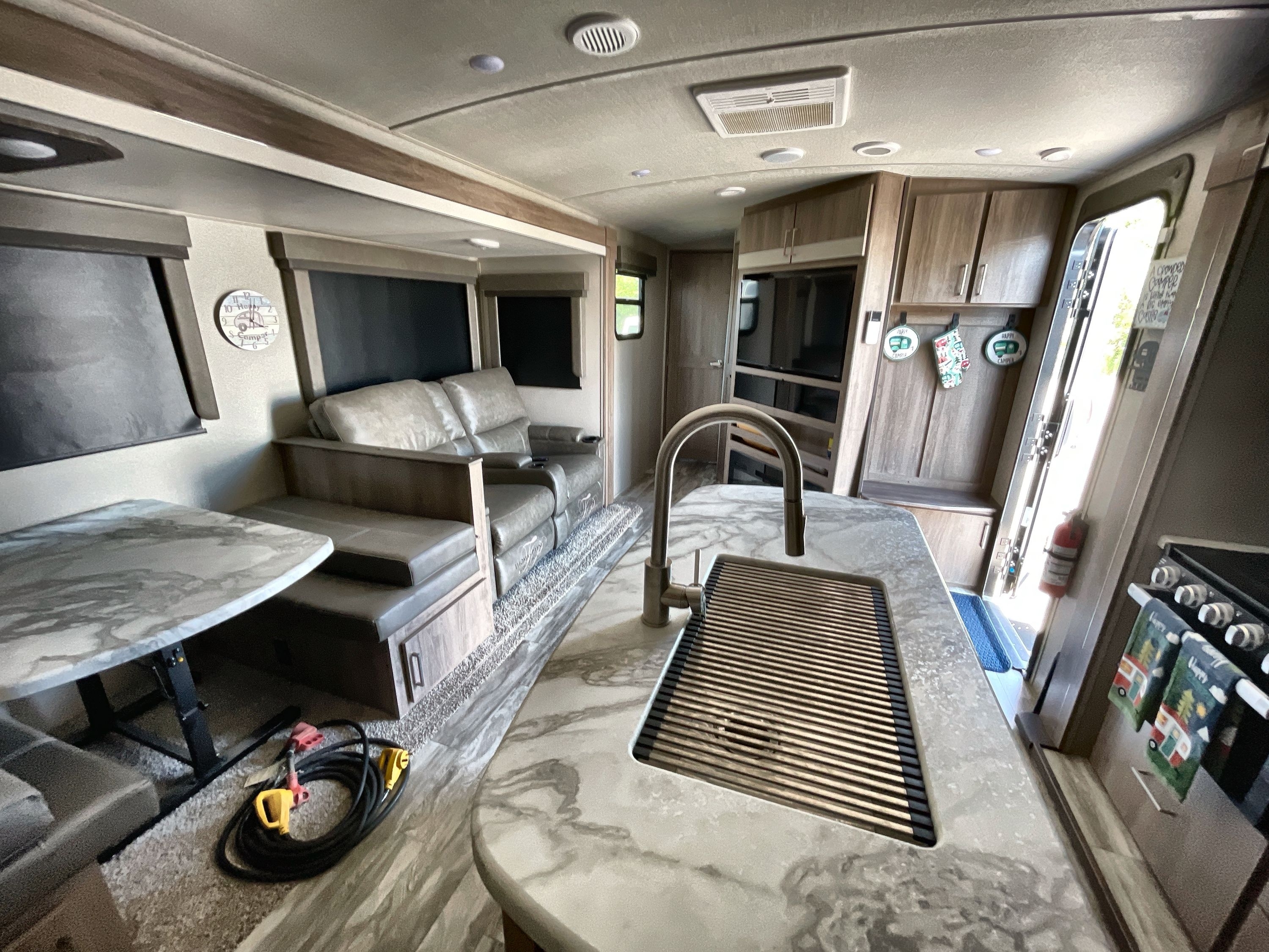2022 Grand Design IMAGINE 3250BH in hendersonville NC
