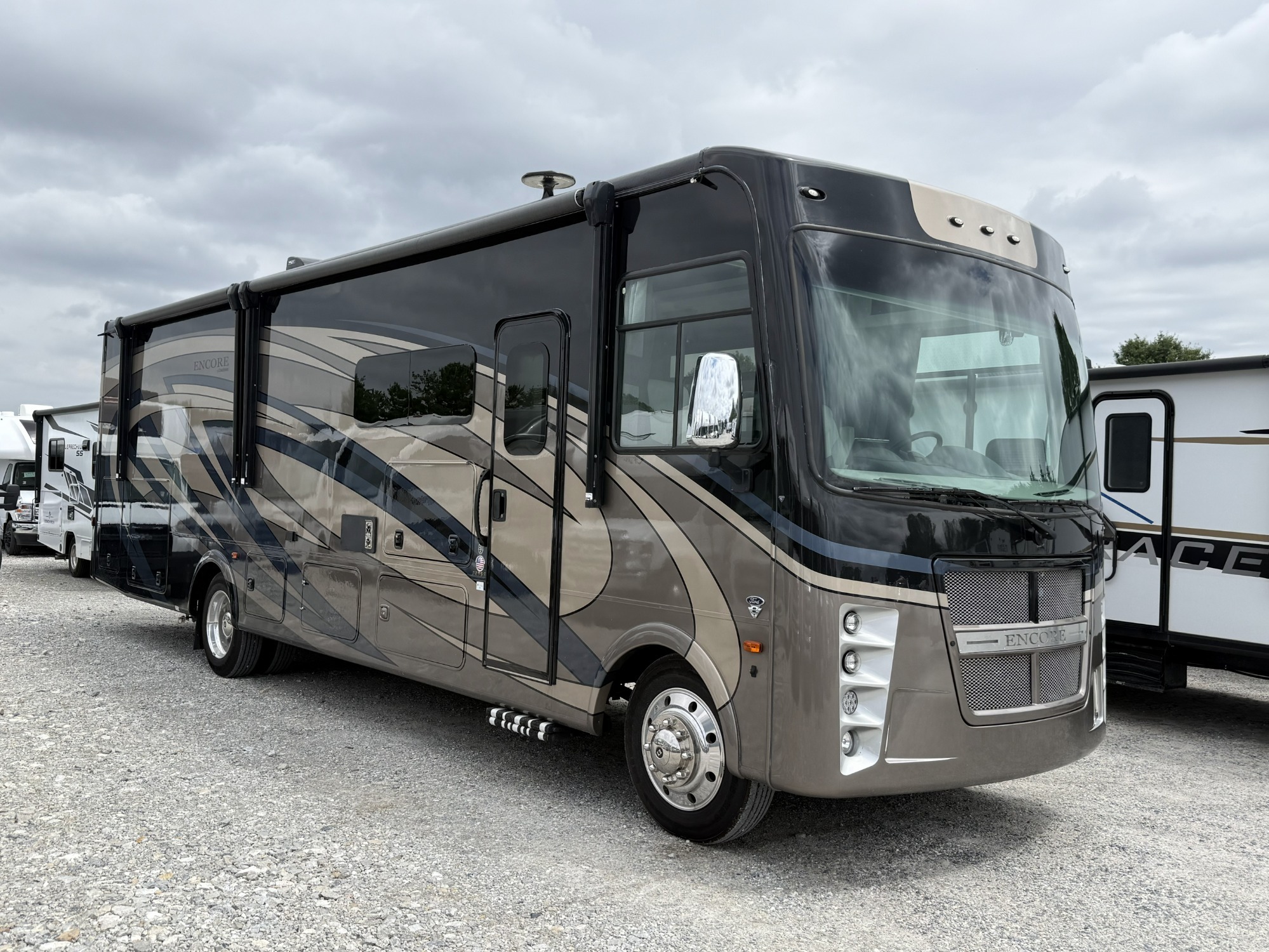 2023 Coachmen ENCORE 325SS in hanover PA
