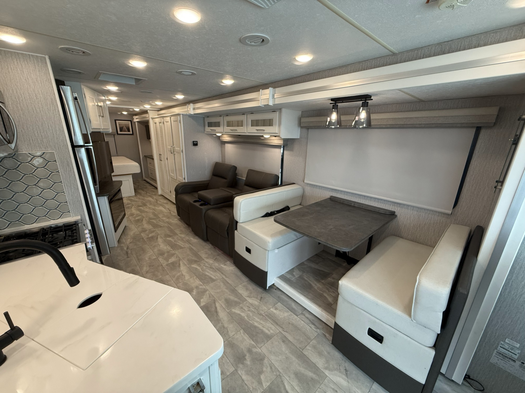 2023 Coachmen ENCORE 325SS in hanover PA