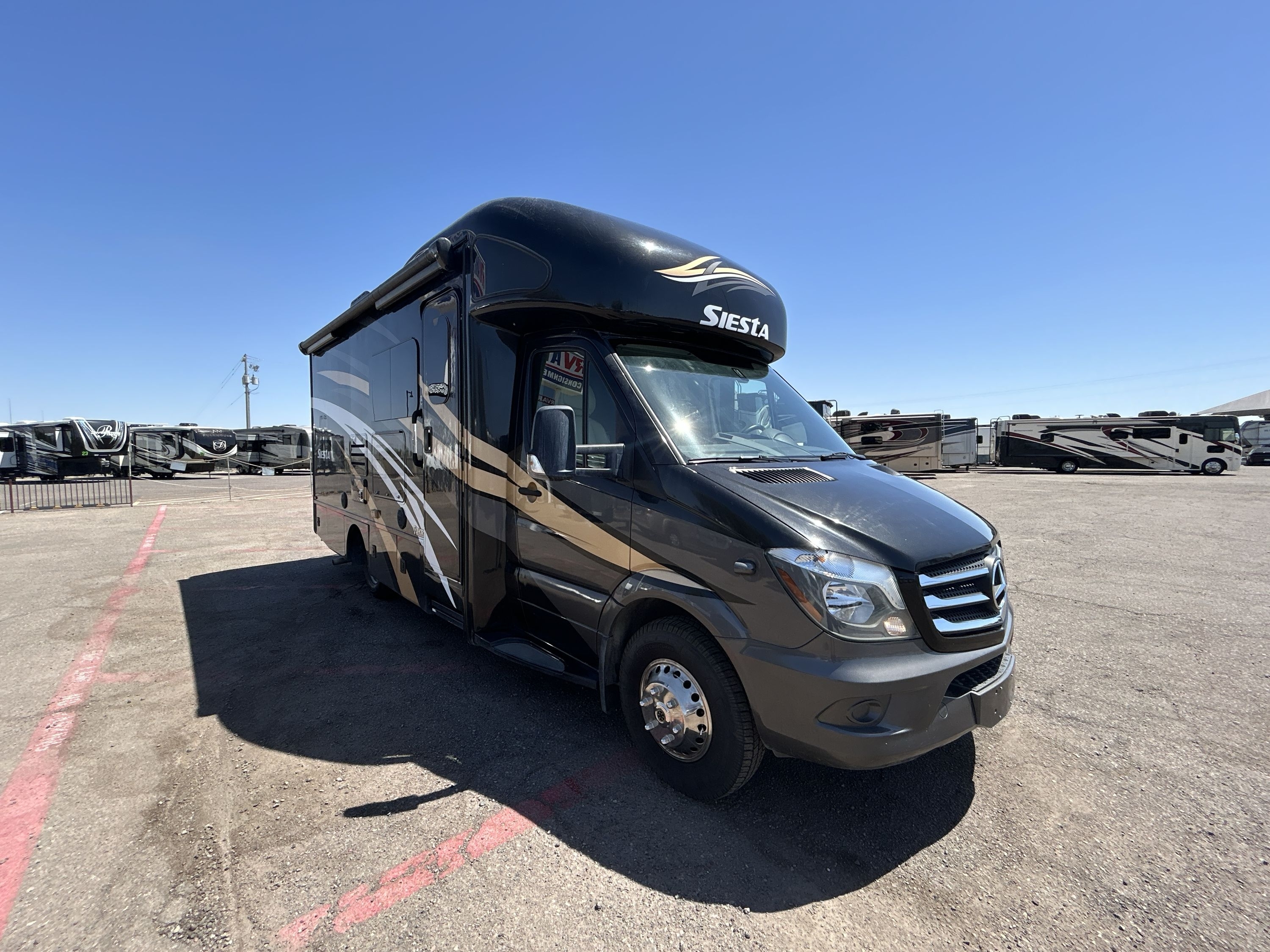 2018 Thor FOUR WINDS SIESTA 24SS in el mirage AZ