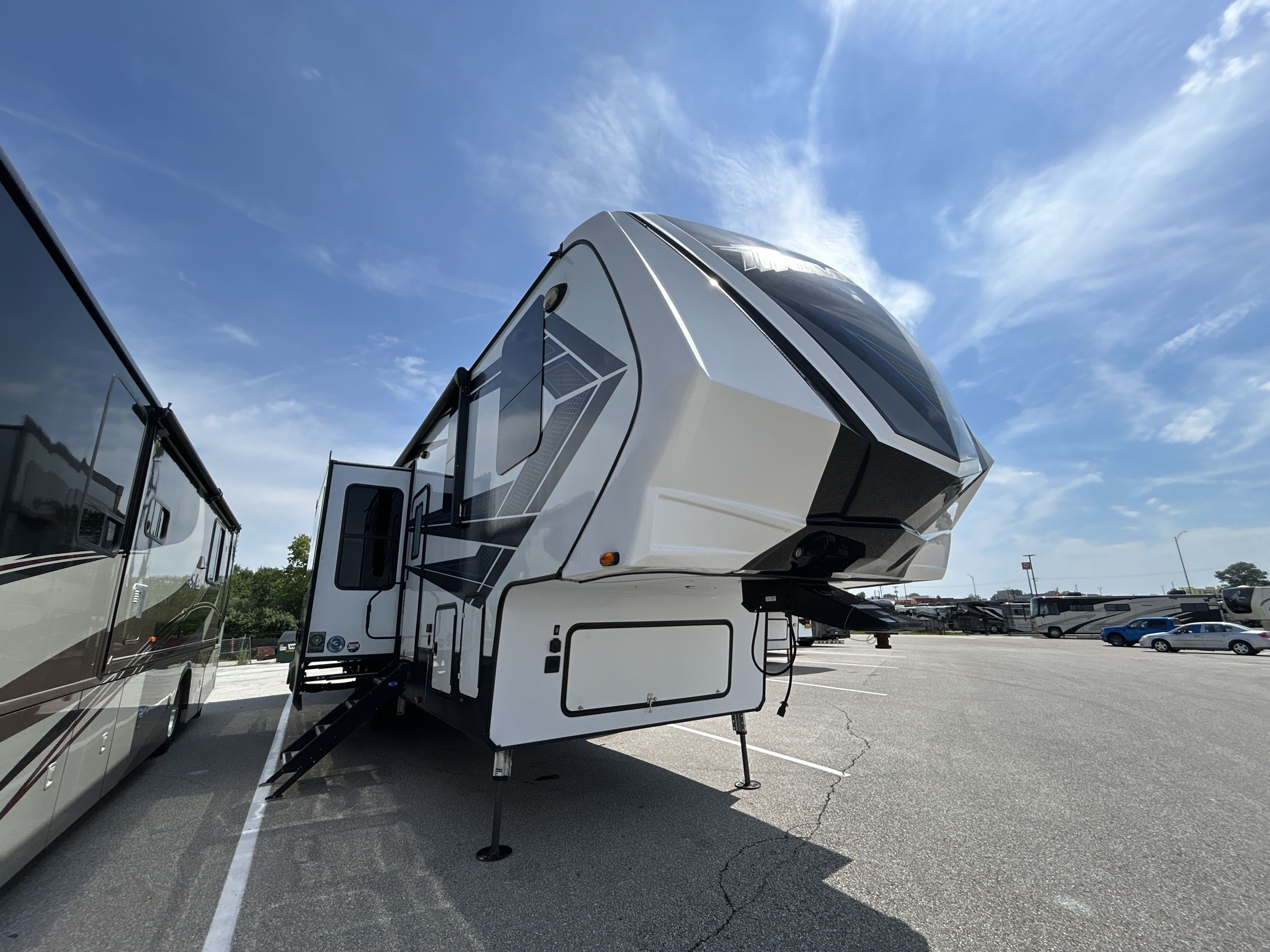 2019 Grand Design MOMENTUM 381M in greenfield IN