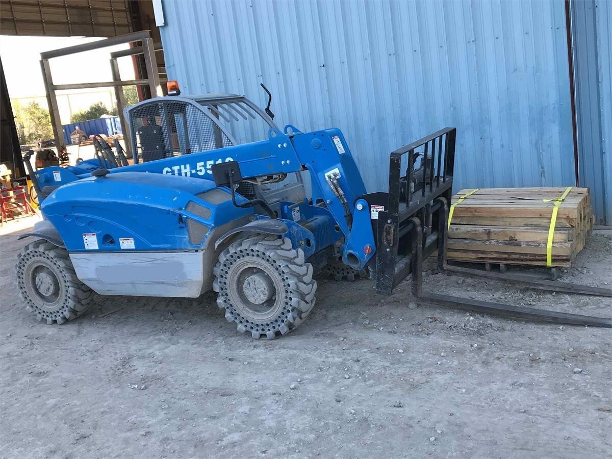 2012 GENIE GTH5519 in Dallas, TX
