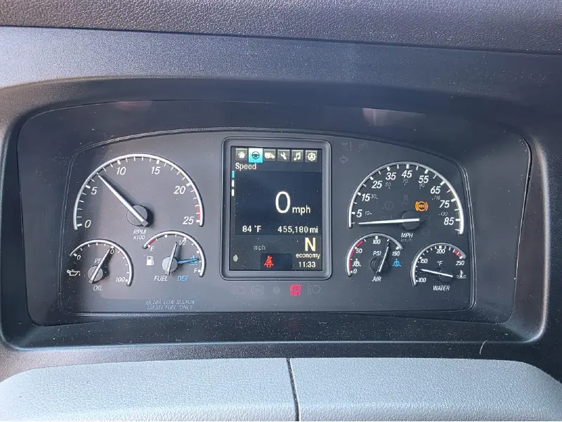 2022 FREIGHTLINER CASCADIA 126