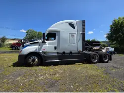 2022 FREIGHTLINER CASCADIA 126