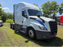 2022 FREIGHTLINER CASCADIA 126