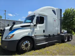 2022 FREIGHTLINER CASCADIA 126