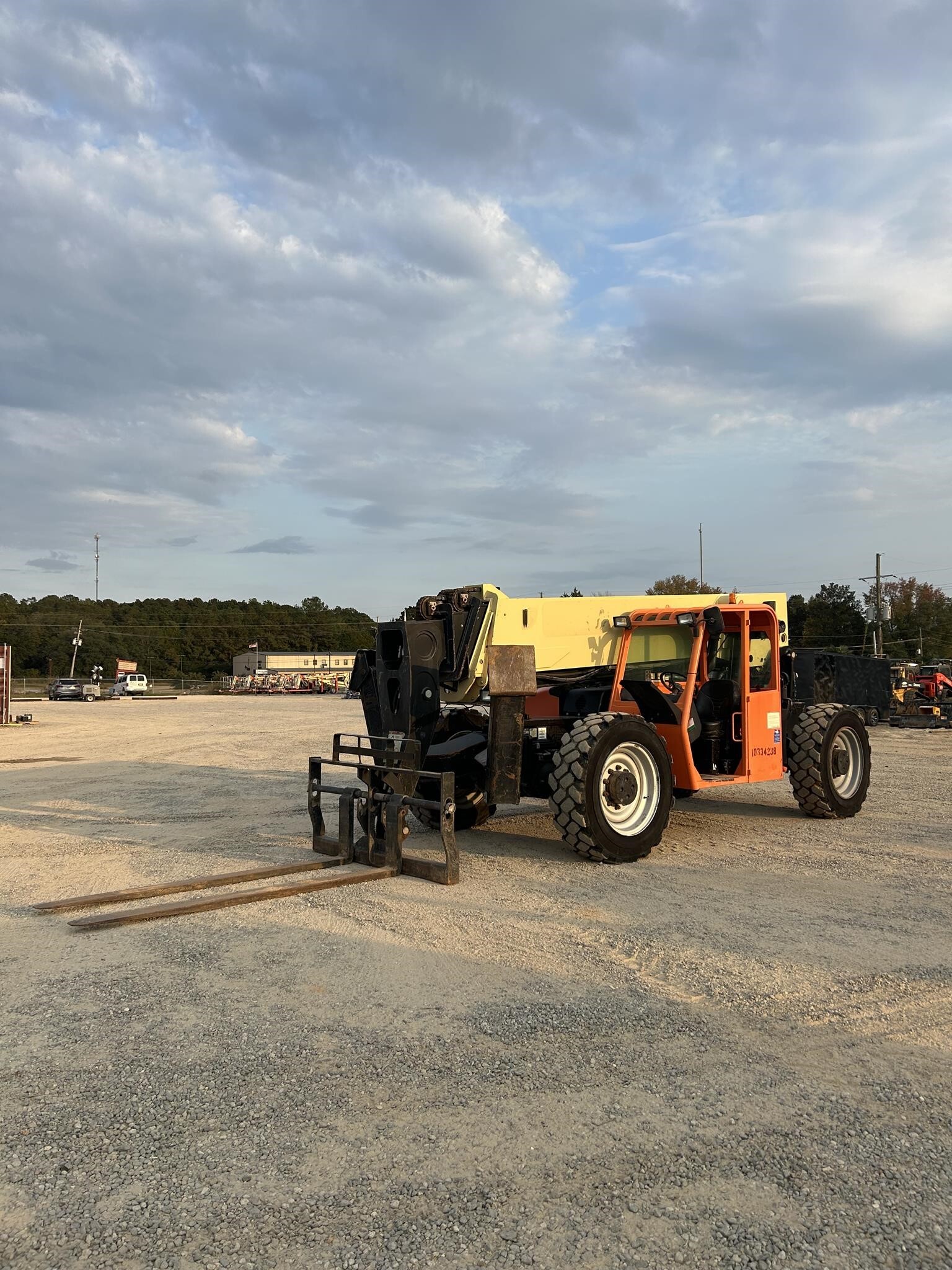 2015 JLG G12-55A in Dallas, TX