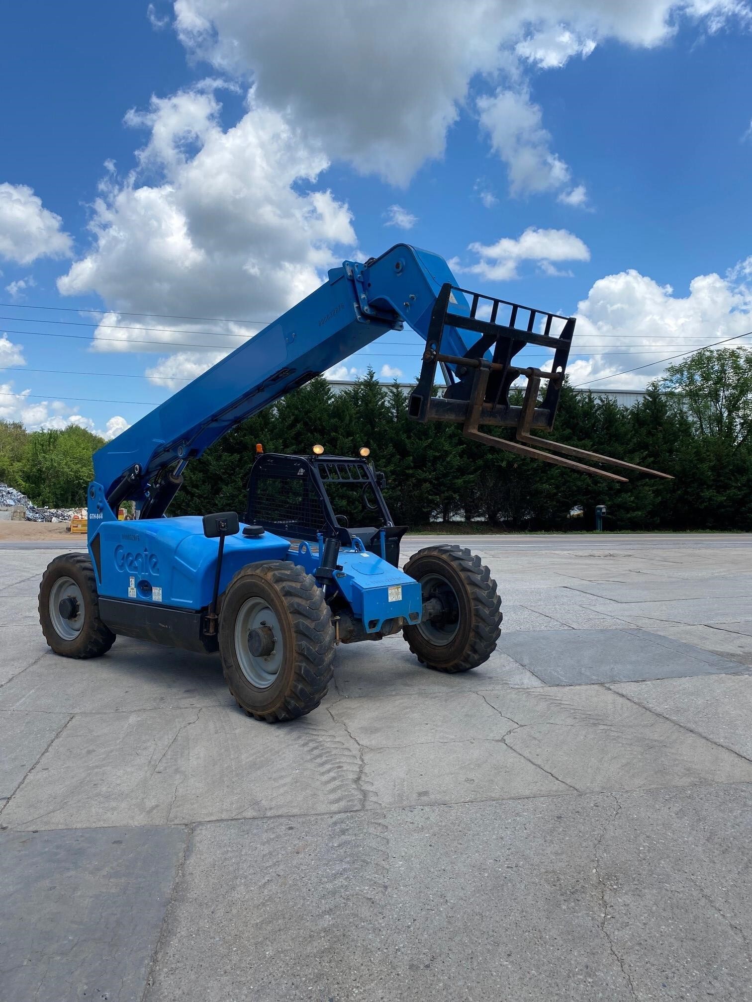 2014 GENIE GTH844 in Nashville, TN
