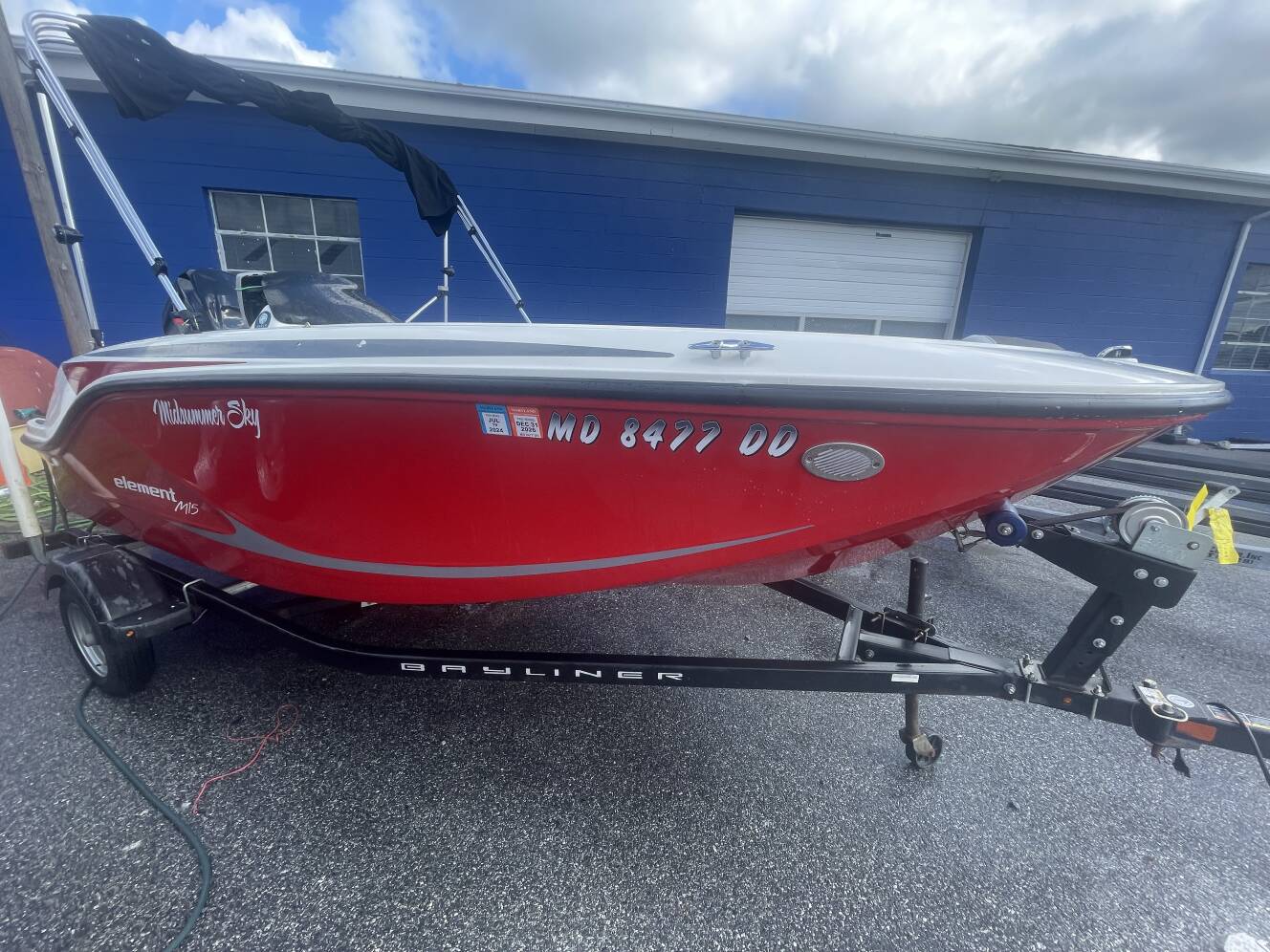 A photo of this 2022 Bayliner ELEMENT M15