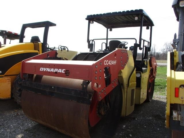 2010 DYNAPAC CC424HF in Caledonia, NY