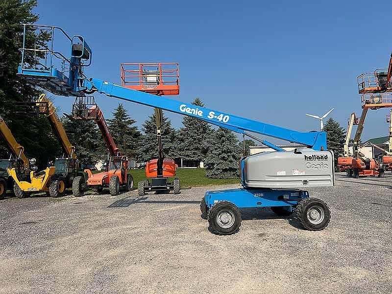 2016 GENIE S40 in East Bethany, NY