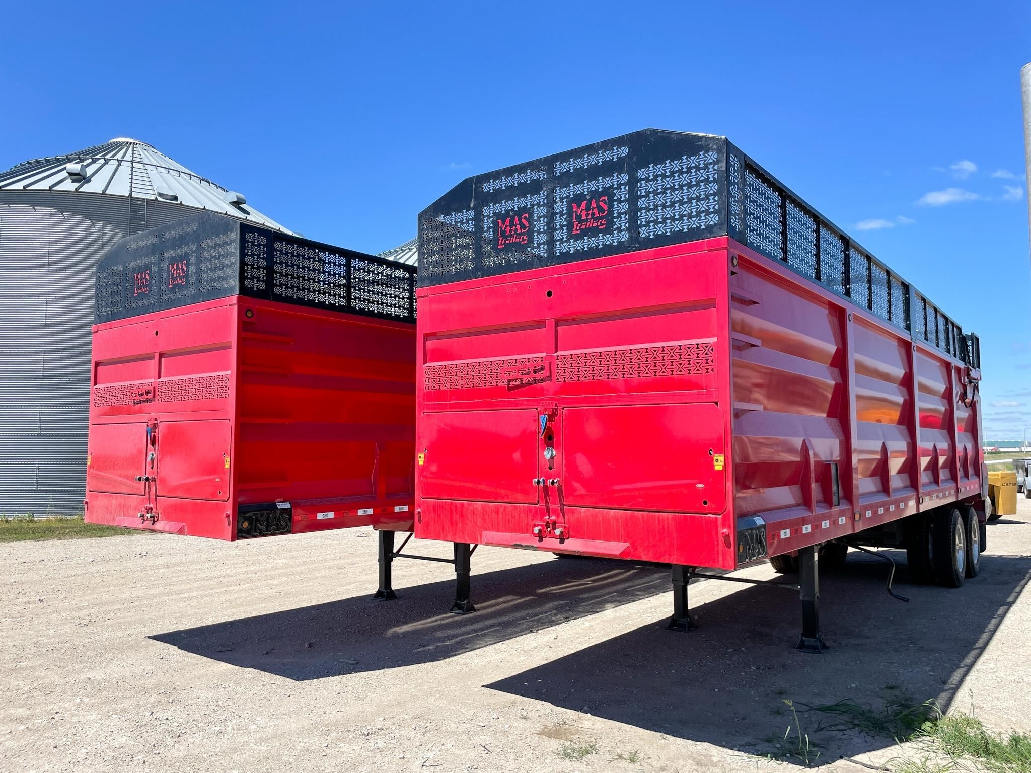 2027 MAS TRAILERS 38 FT in Henderson, IA