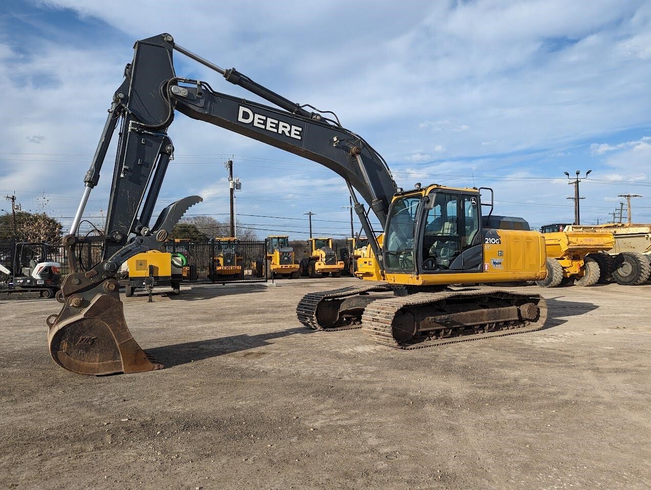 2019 DEERE 210G LC in San Antonio, TX