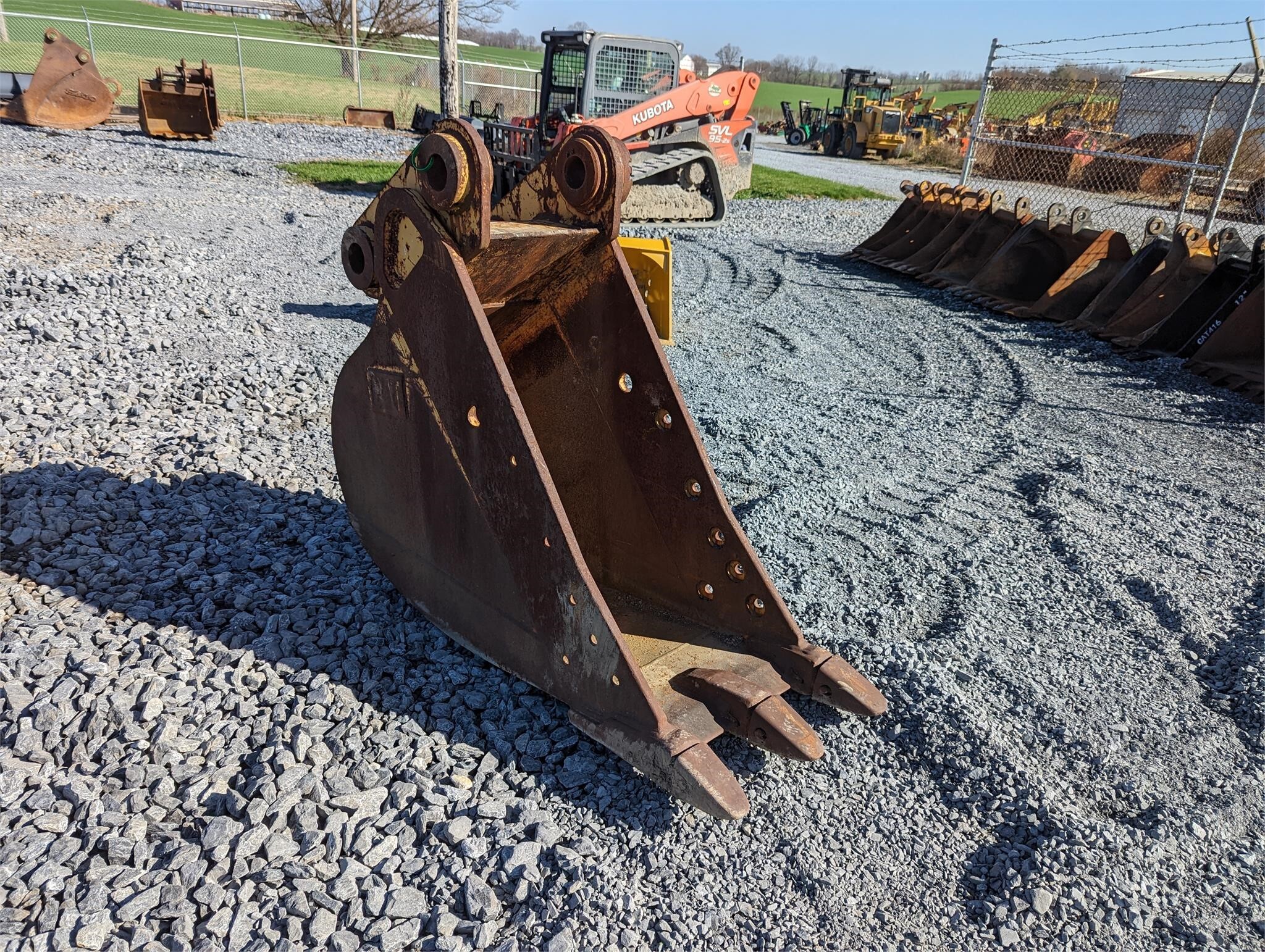 CATERPILLAR Attachment in Womelsdorf, PA