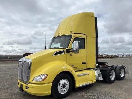 2021 KENWORTH T680 in Commerce City, CO