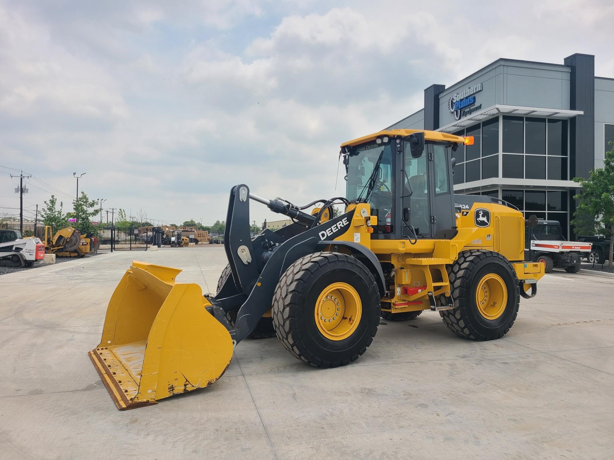 2022 DEERE 524 P-TIER in San Antonio, TX