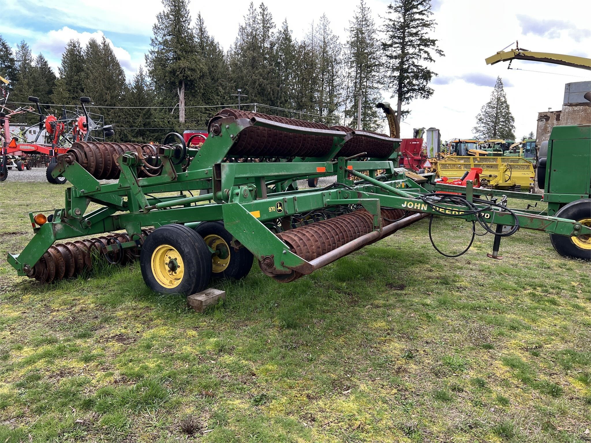 JOHN DEERE 970 in Lynden, WA