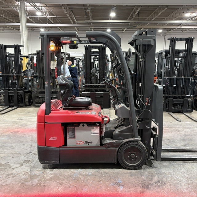 2021 RAYMOND 4460C35S in Euclid, OH