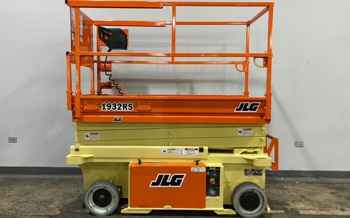 2013 JLG 1932RS in Cary, IL